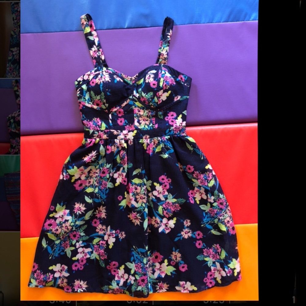 Girls Candie’s Party Dress Size Juniors Small